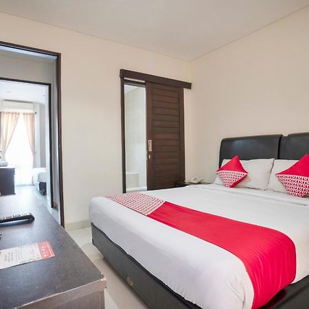 Oyo 482 Anika Guest House Kuta  Exterior photo